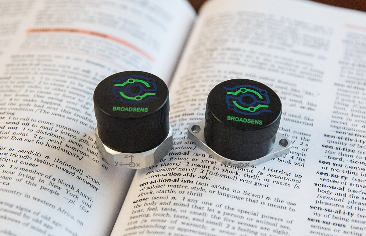 Real time wireless vibration & temperature sensor